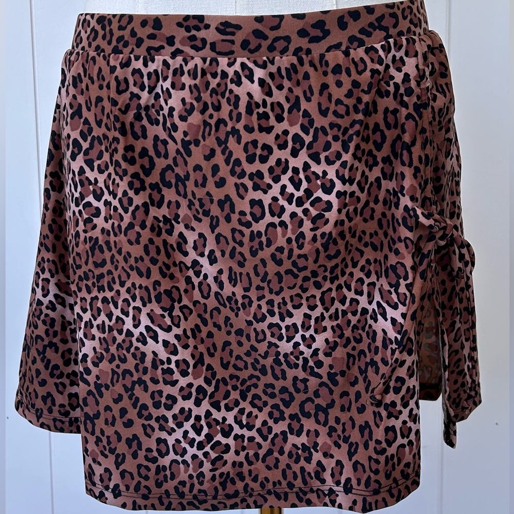 Rekita Brand Women’s‎ Swim Skirt Leopard Print Size Medium